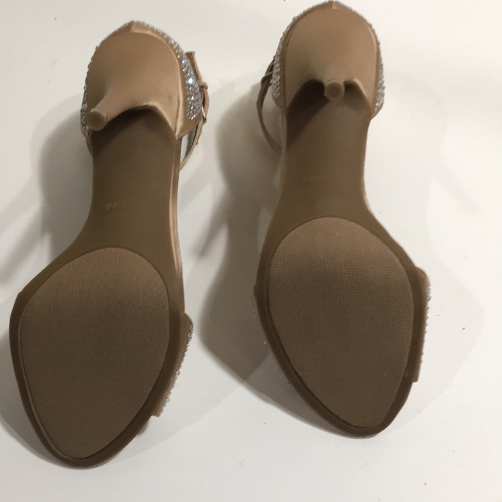 Tan Sequence Heels By Zigisoho Nwot - image 5